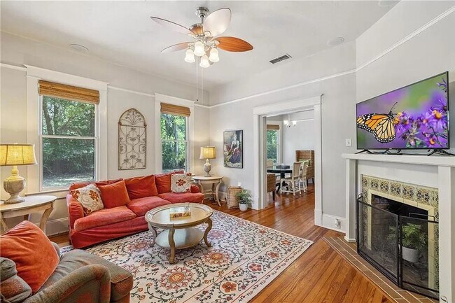 Foto del edificio - 2 Bed 2 Bath House in Duckpond with 2 Car Garage!