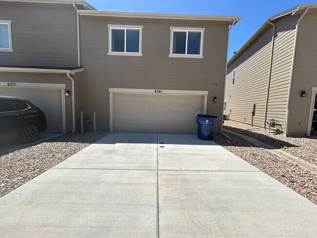 Foto del edificio - 6361 Old Glory Dr