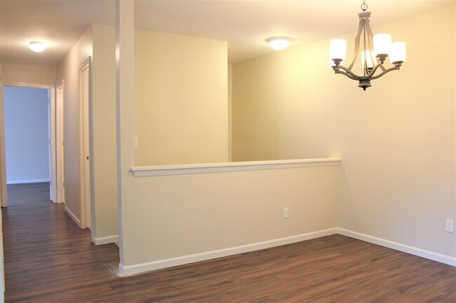 Foto del edificio - 3320 Scots Pine Way