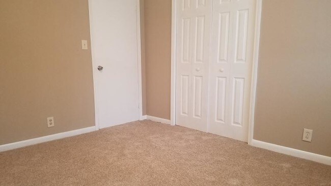 Foto del edificio - 1534 Greenwillow Dr