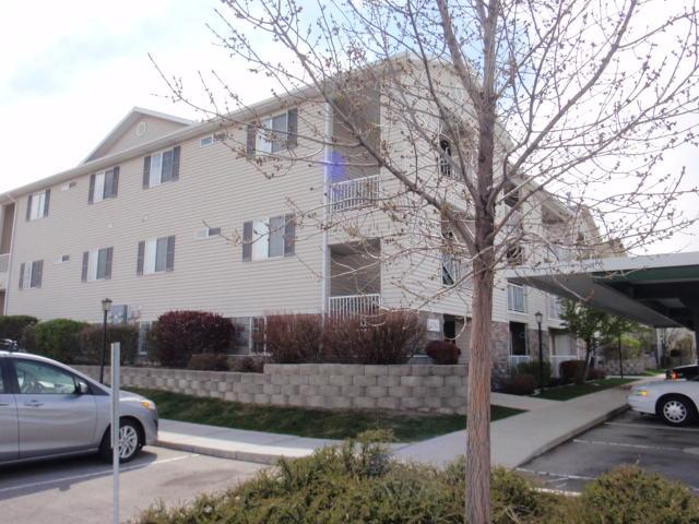 Primary Photo - 3740 S Carlisle Park Pl