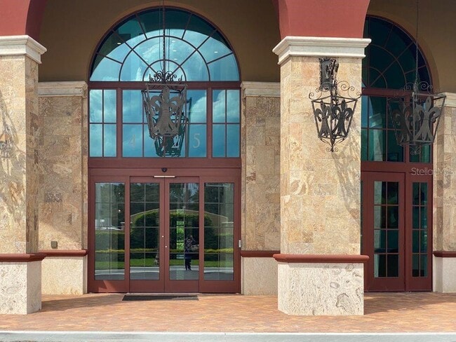 Foto del edificio - 4725 W Sand Lake Rd
