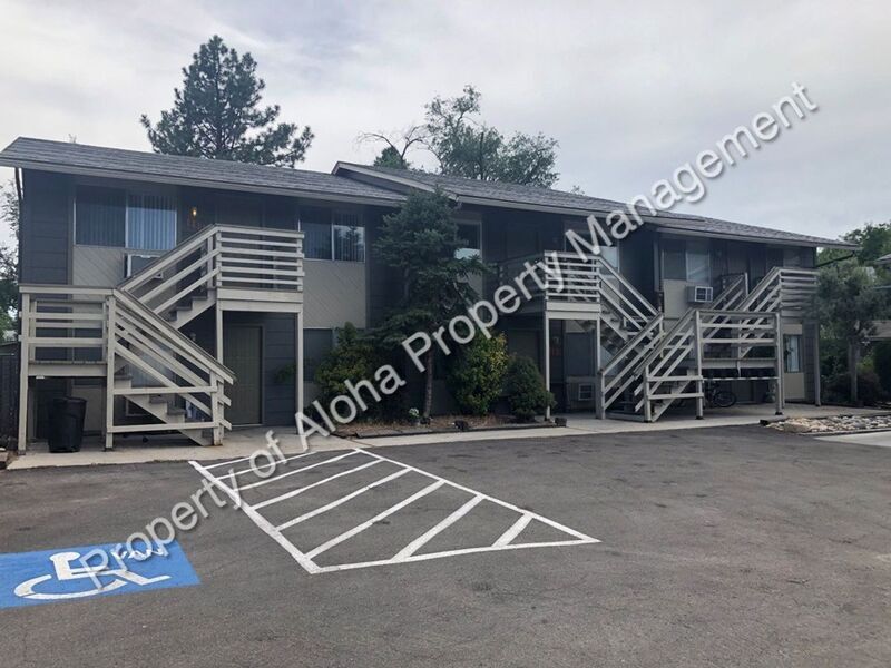 Primary Photo - 1115 N Arthur Ln