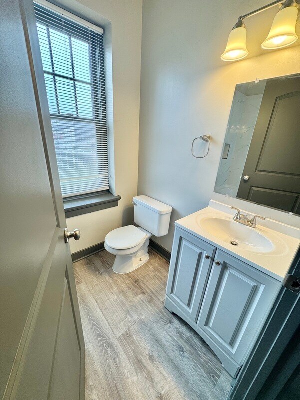 Foto del edificio - 620 Price St