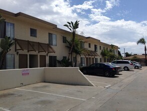 Building Photo - 1097 Imperial Beach Blvd
