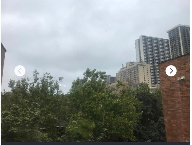 Foto del edificio - 5920 N Kenmore Ave