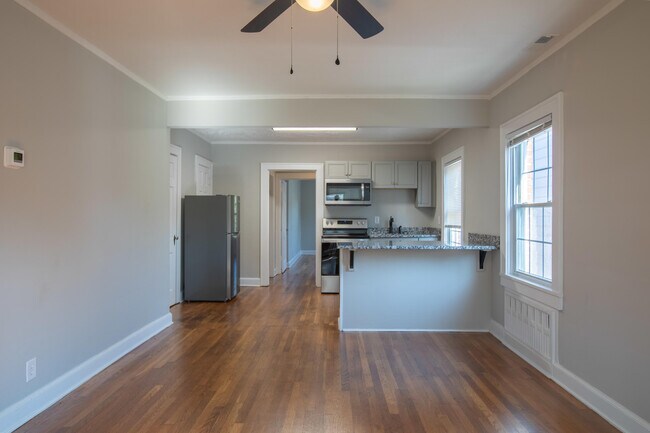 Building Photo - 8 Felmer Ct