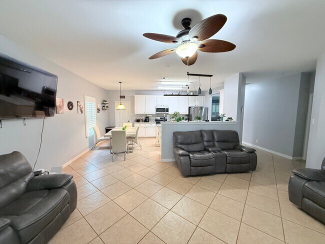Foto del edificio - 1712 Creek Knoll