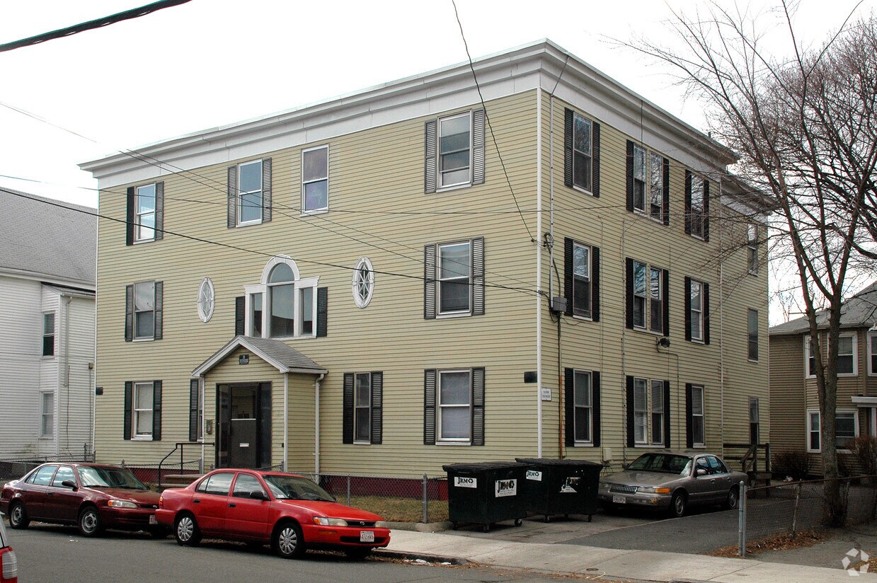 26 Mall St, Lynn, MA 01905 Apartments in Lynn, MA