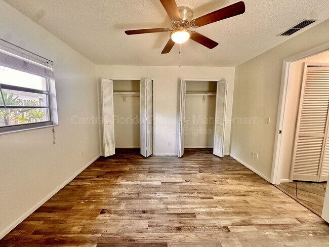 Foto del edificio - 1432 Lantry Ct