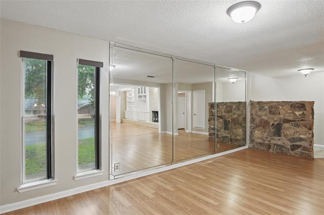 Foto del edificio - 1425 Wreyhill Dr