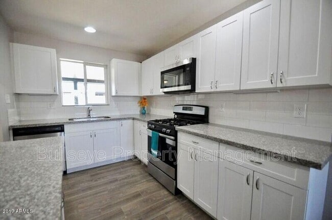 Foto del edificio - 3920 E Yale St