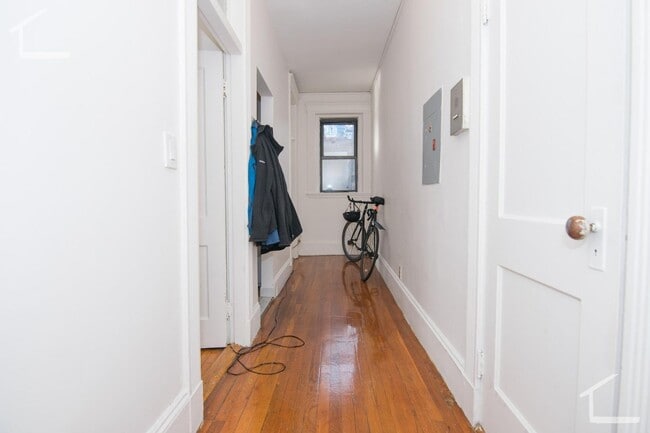 Building Photo - 1254 Commonwealth Ave