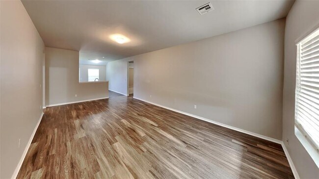 Foto del edificio - 16205 Lovers Ln