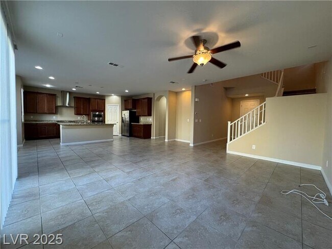 Foto del edificio - 6176 Jennings Cove Ct