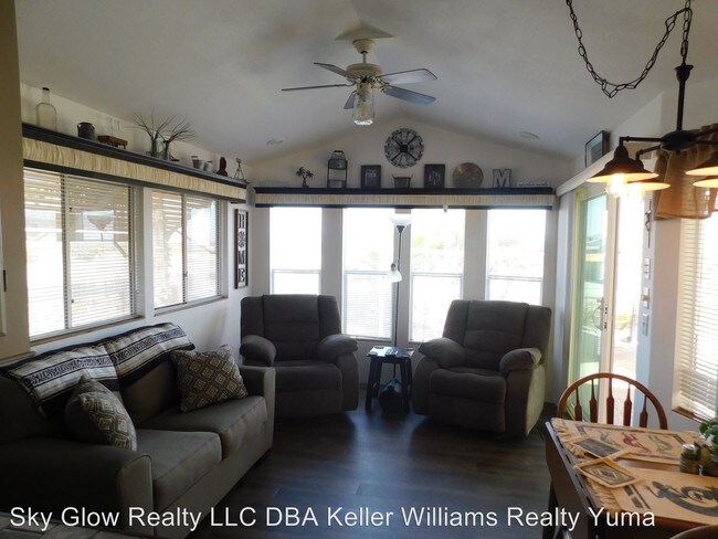 Foto del edificio - 1 br, 1 bath House - 13105 E. 51st Ln.