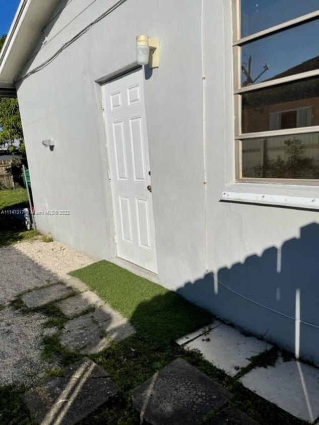 Building Photo - 10311 SW 50th St