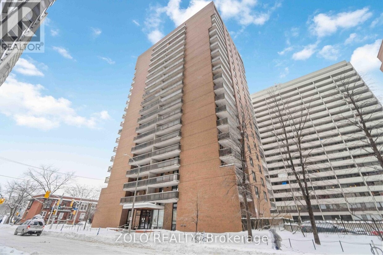 Photo principale - 475-1475 Laurier Ave W