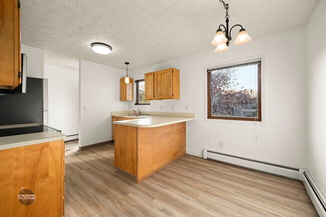 Photo - 1461 Northview Dr House