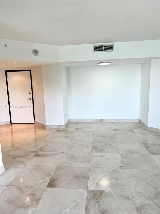 Foto del edificio - 1330 West Ave