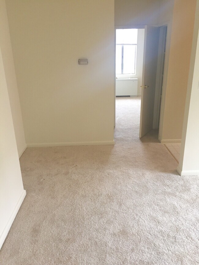 CE Scott Apartments in Arlington, VA