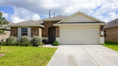 Building Photo - 22723 Petrizzi Ln