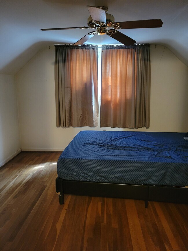 Foto del edificio - 1350 Wingate Ave