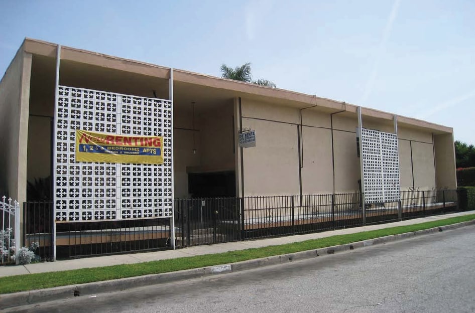 Primary Photo - Regency Apartments