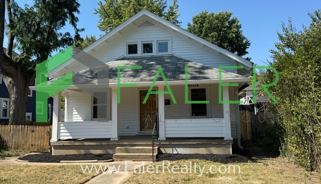 Building Photo - Spacious Belmont Home with Garage and Fenc...