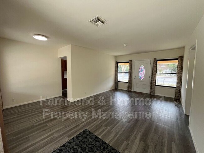 Building Photo - 18003 Saticoy St
