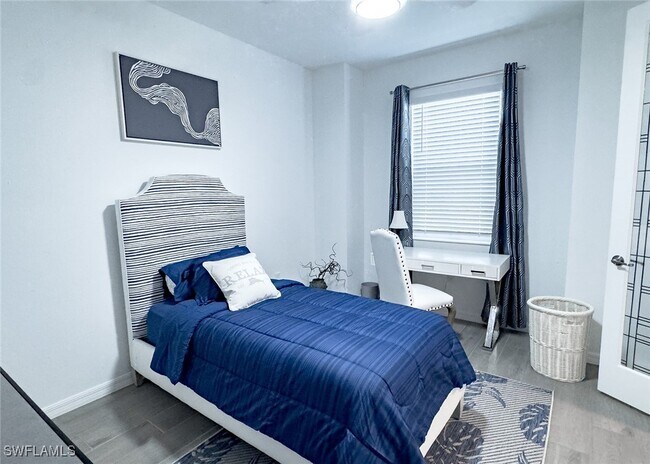 Foto del edificio - 5861 Sunningdale St