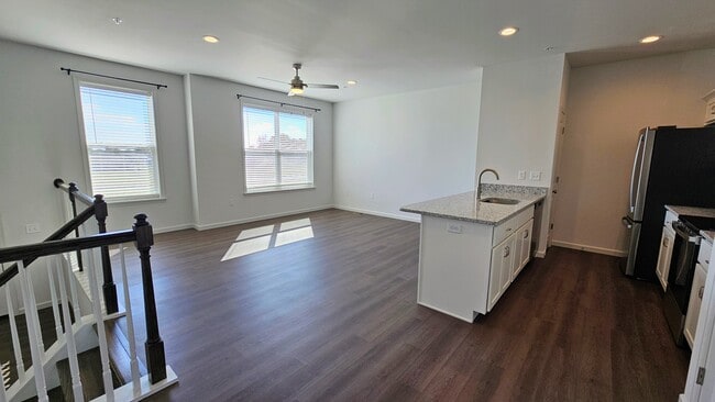 Foto del edificio - 63 N Conifer Dr