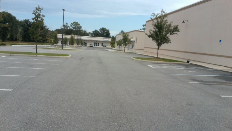 Foto del edificio - 4875 SW 60th Ave