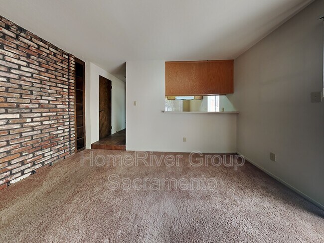 Building Photo - 814 28th St