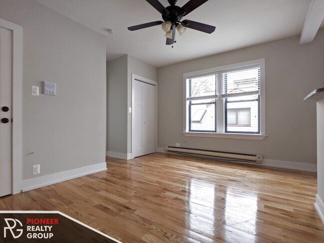 Foto del edificio - 2842 N Orchard St