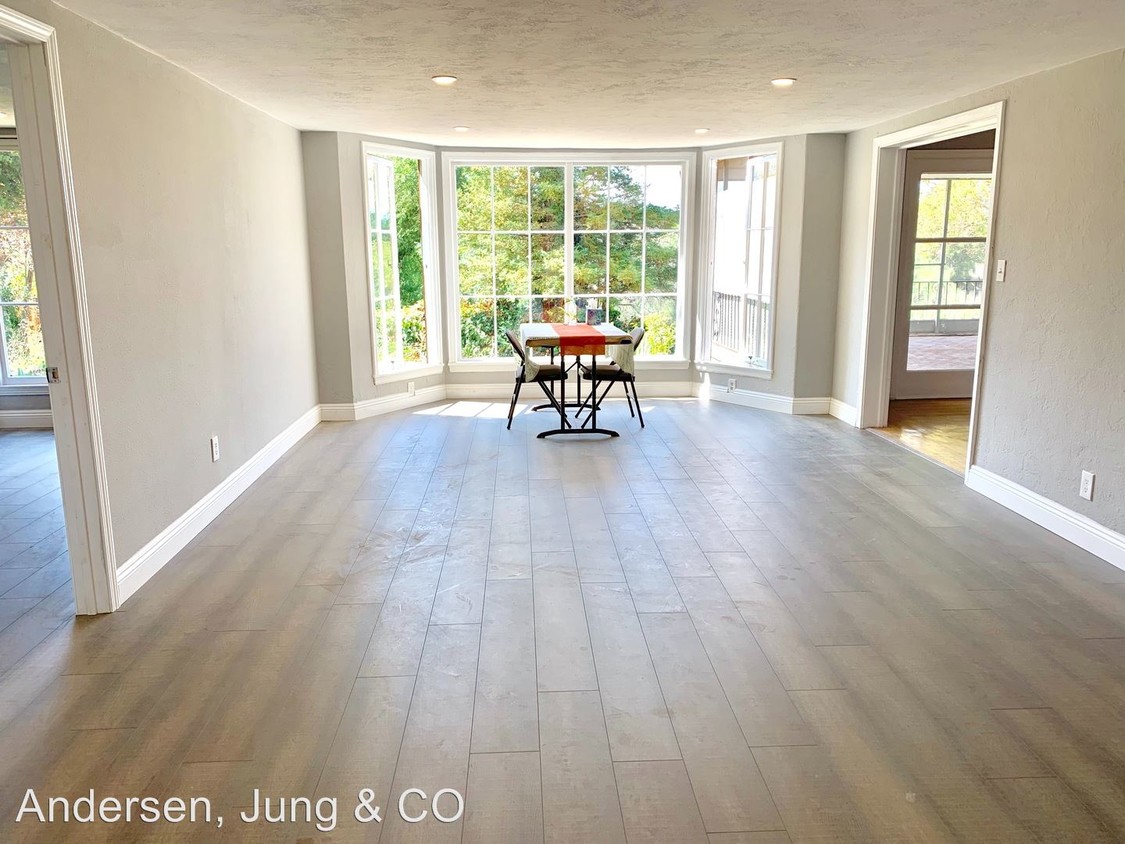Primary Photo - 353 G St