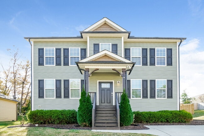 Building Photo - 332 Chamberlain Dr