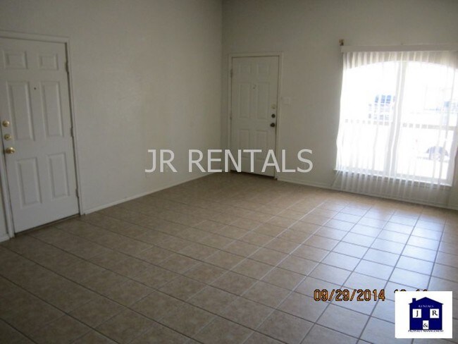 Building Photo - 309 Jeff Gordon Dr
