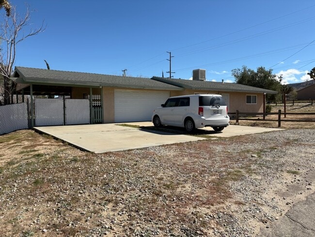 Building Photo - 7687 Elk Trail