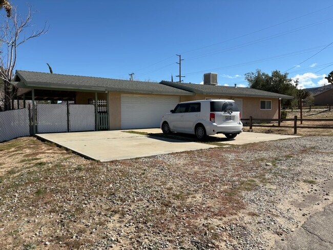 Foto del edificio - 7687 Elk Trail