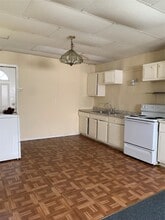 Building Photo - 2217 Leaman Ave