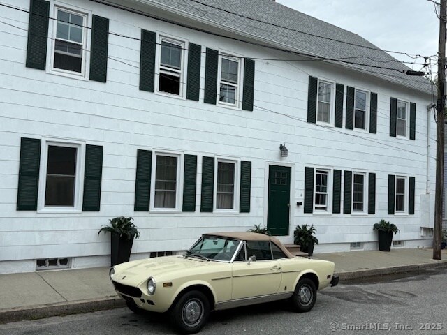Foto principal - 14 Trumbull St
