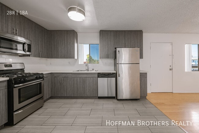 Building Photo - 5533 Barton Ave