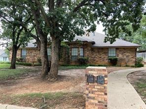 Primary Photo - 1127 Bent Oaks Dr
