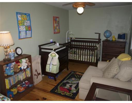 Foto del edificio - 431 E 3rd St