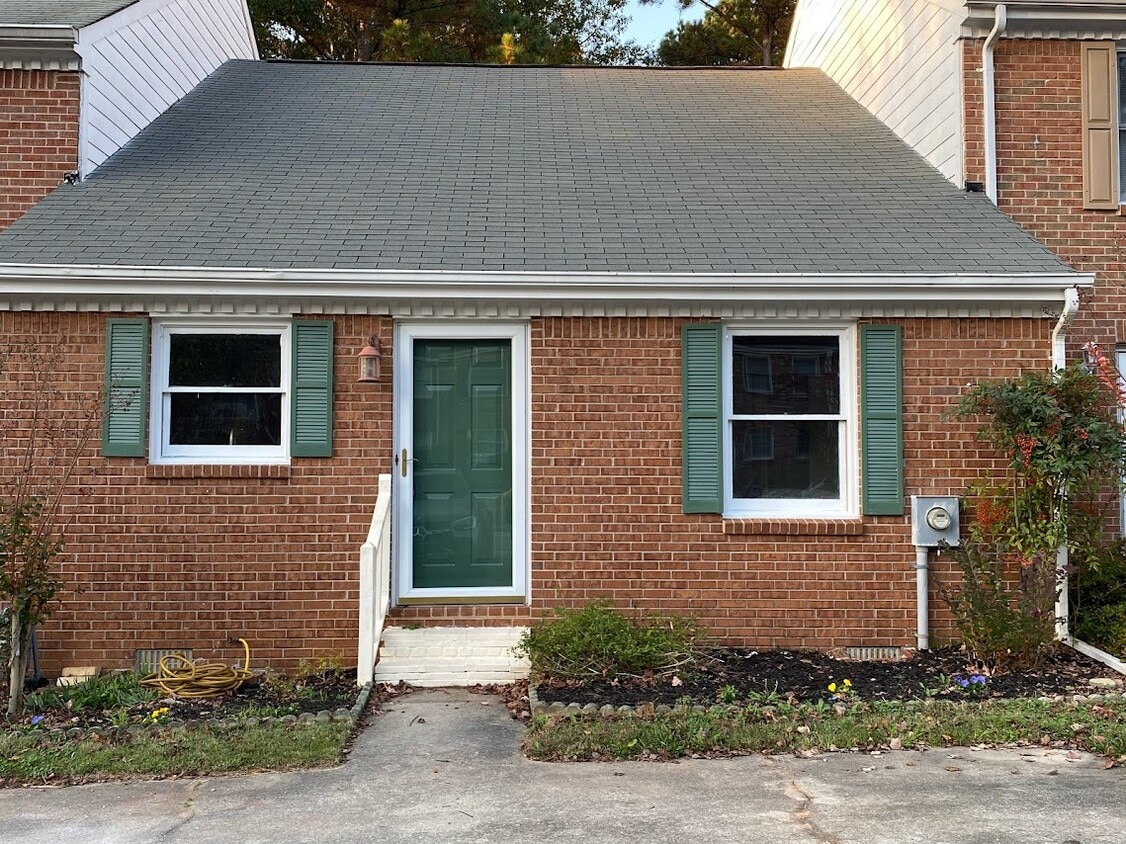 420 Williamsburg Way, Fayetteville, GA 30214 Townhouse for Rent in