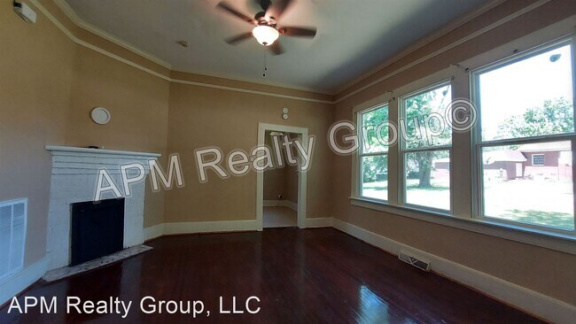 Building Photo - 2 br, 1 bath House - 4305 Ridgewood Ave