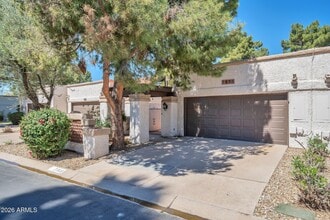 Building Photo - 7368 E Pleasant Run