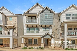 Building Photo - 209 S Village Way