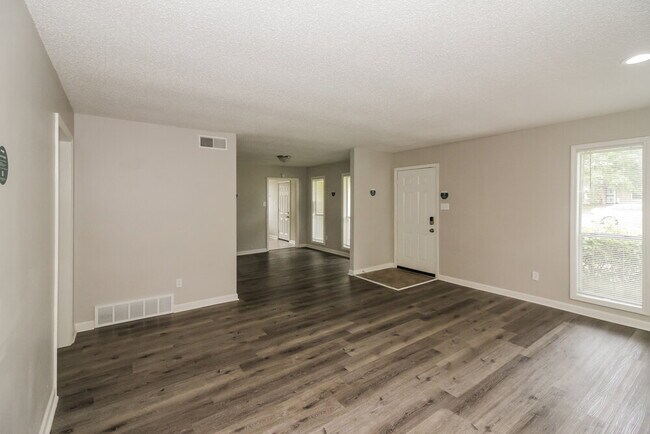 Foto del edificio - 3617 Kirby Terrace Dr
